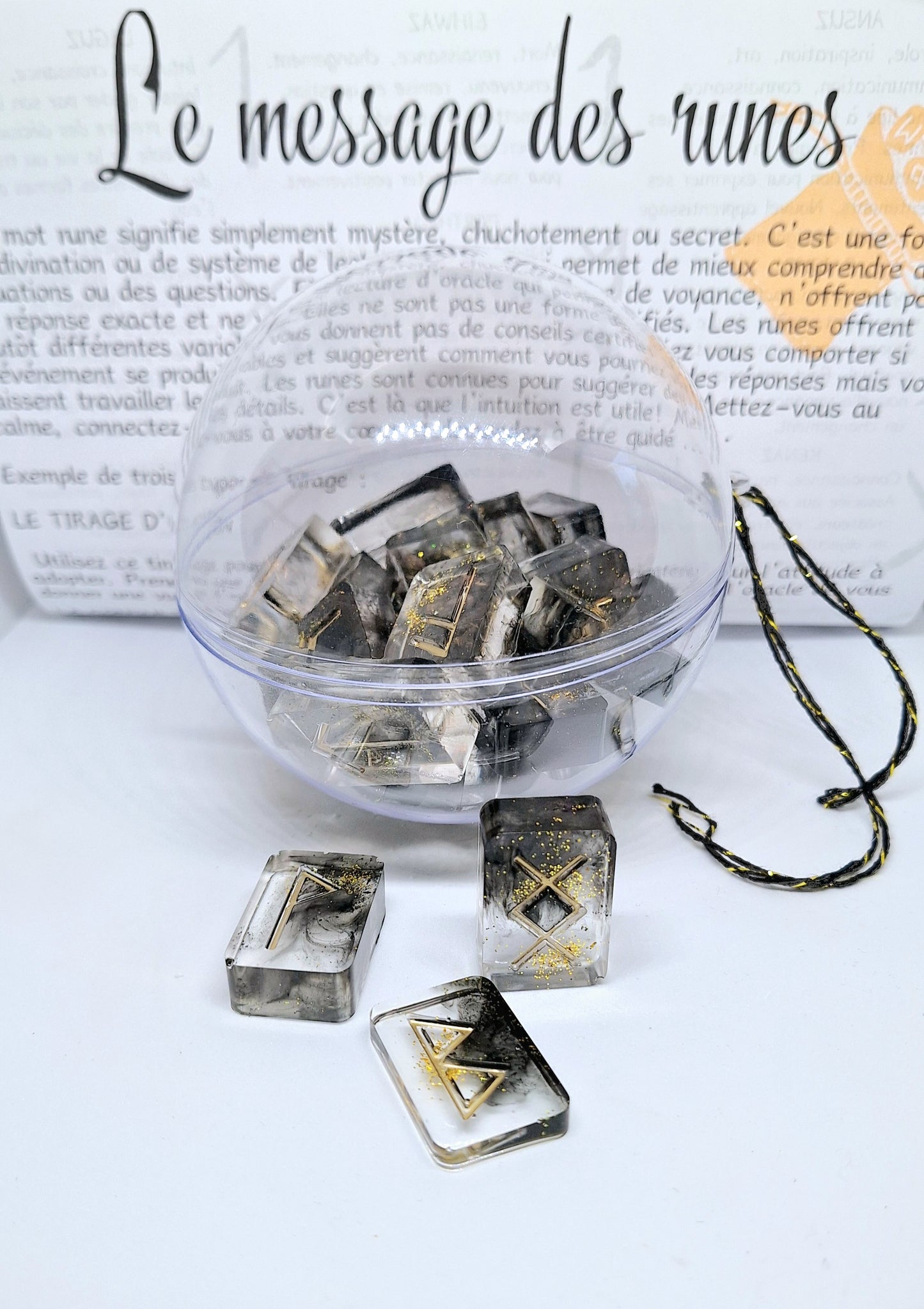 Runes divinatoires - Noir et or