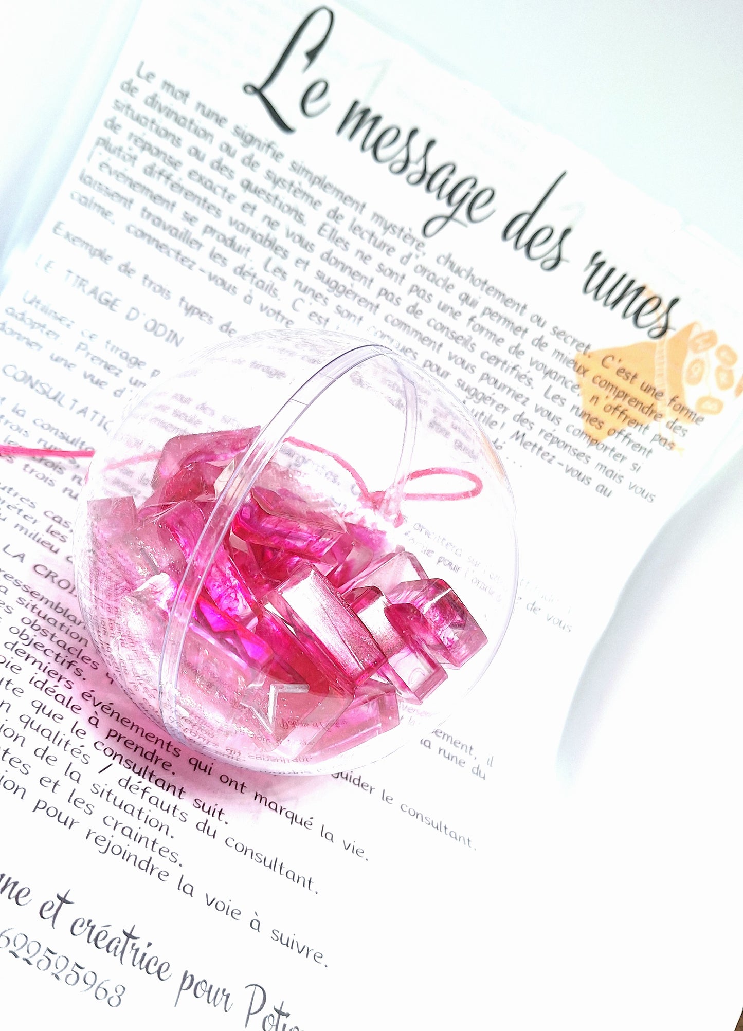 Runes divinatoires - Rose et argenté