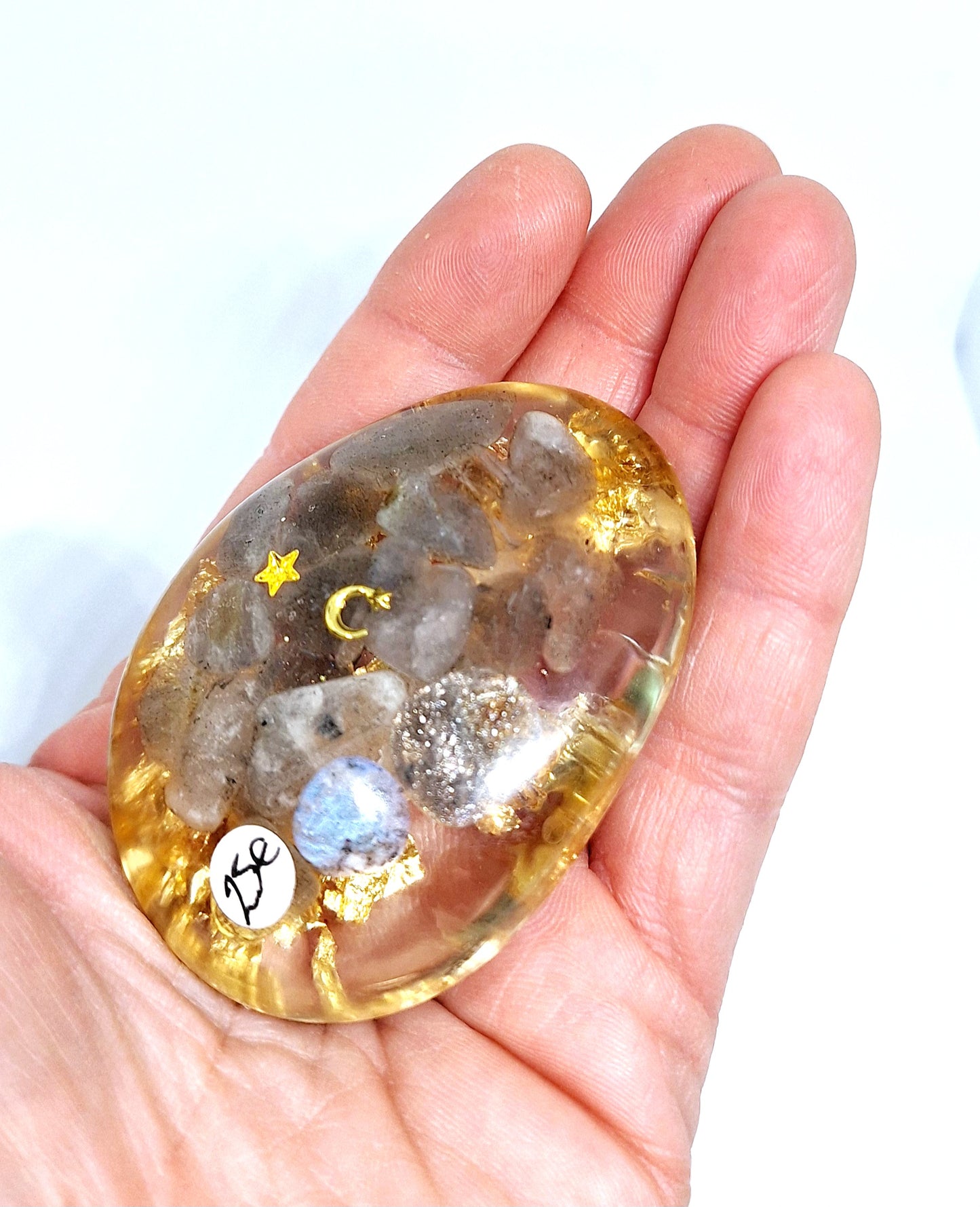 Orgonite galet pierre de lune 🩶🌜🩵