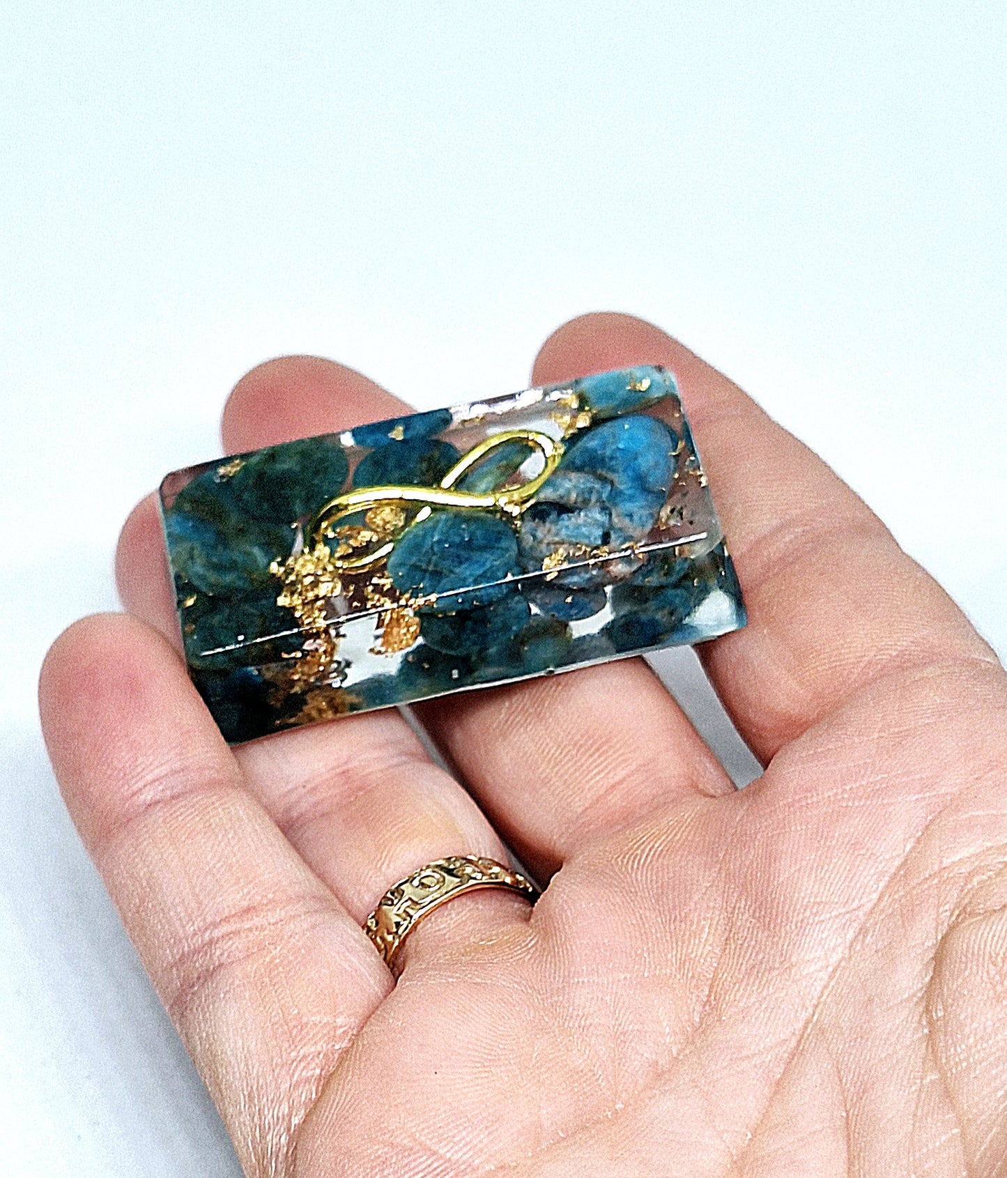 Orgonite lingot - Apatite, soleil, infini ou lune étoilée, or