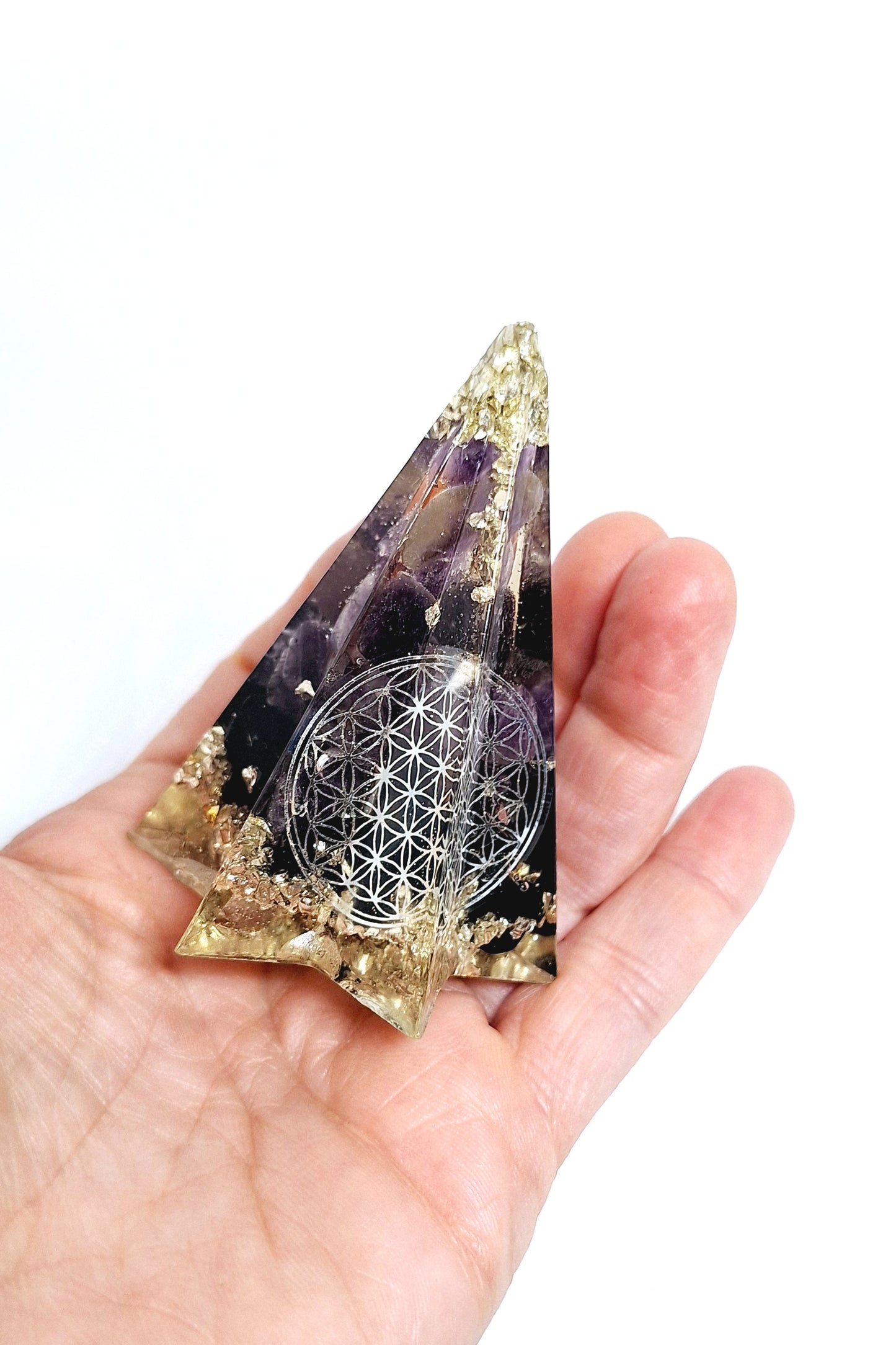 Orgonite - Poligone étoilée, fleur de vie, améthyste et obsidienne, aluminium