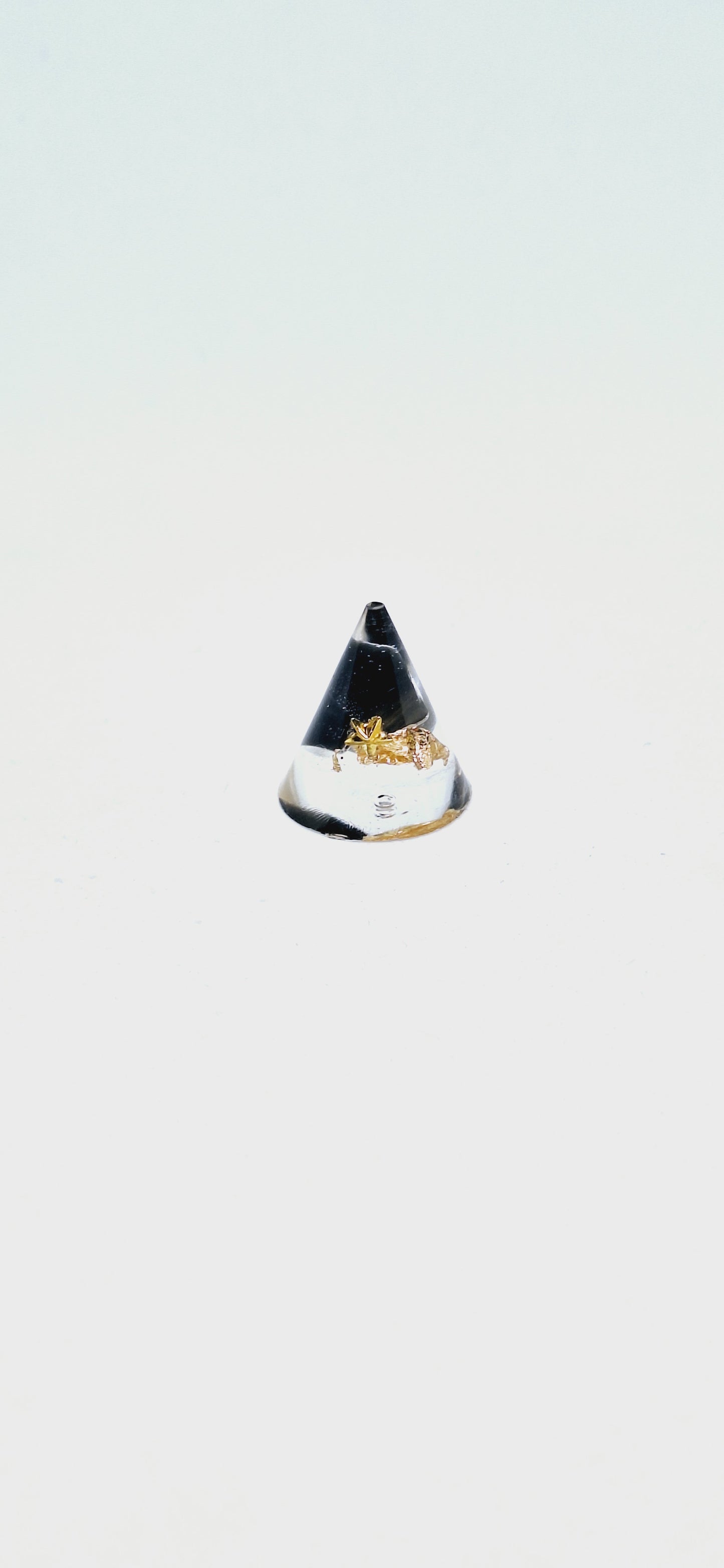 Orgonite cône XS - Obsidienne, lune ou étoile, or