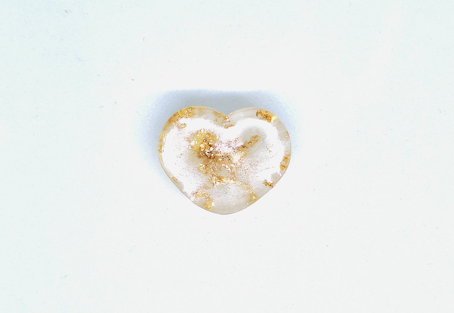 Orgonite Cœur S - Quartz opaque, or, lune 🤍
