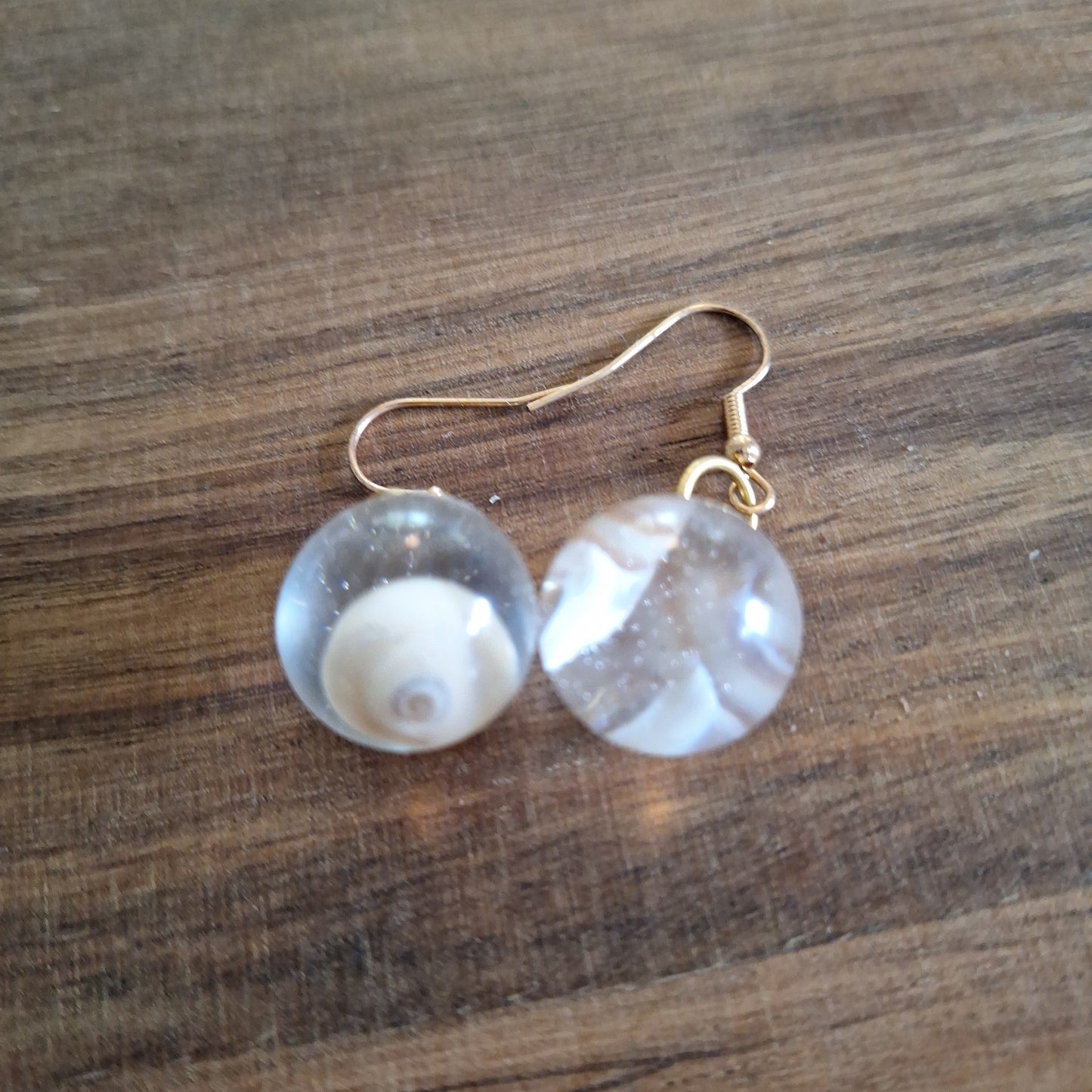 Boucles d'oreilles sphères coquillages