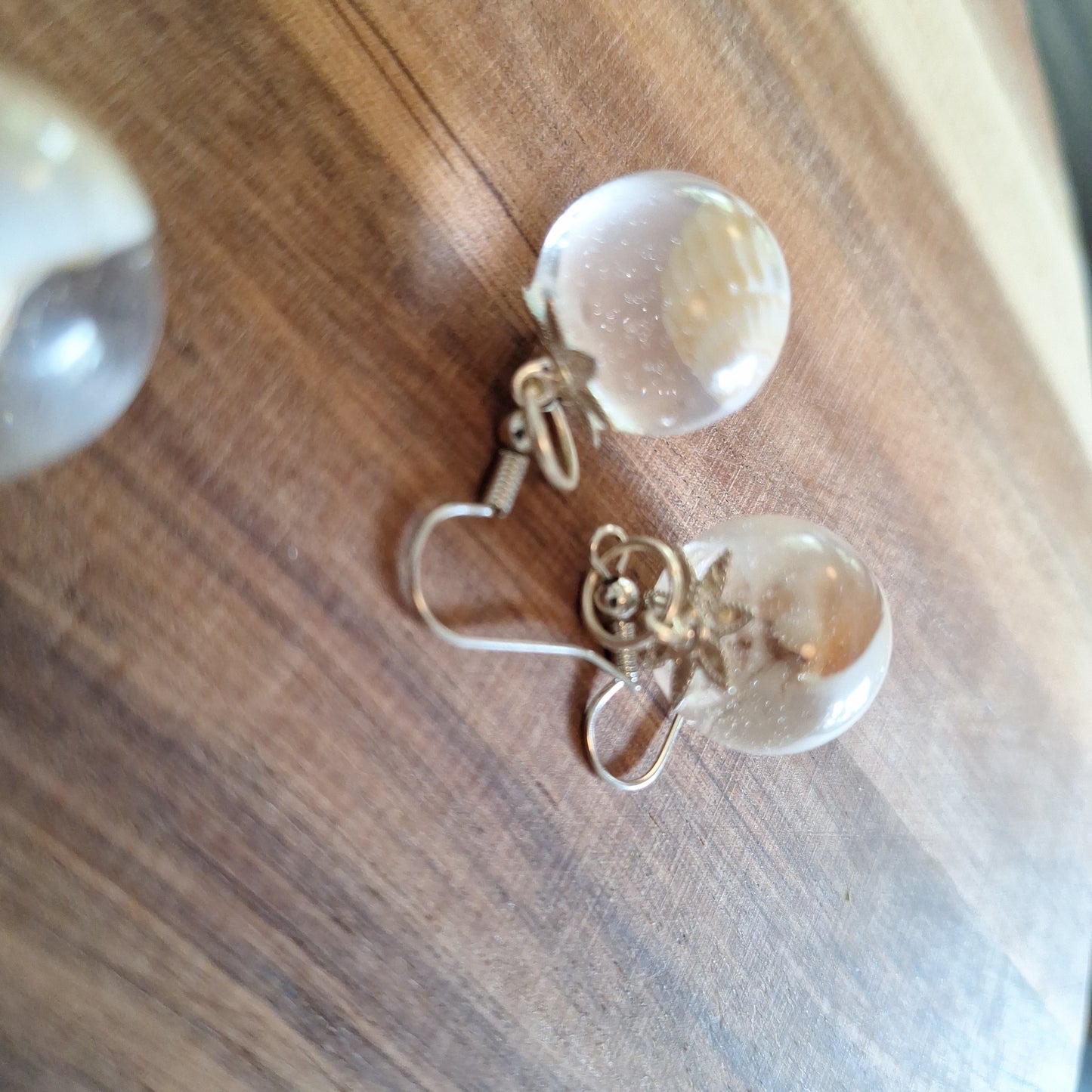 Boucles d'oreilles sphères coquillages