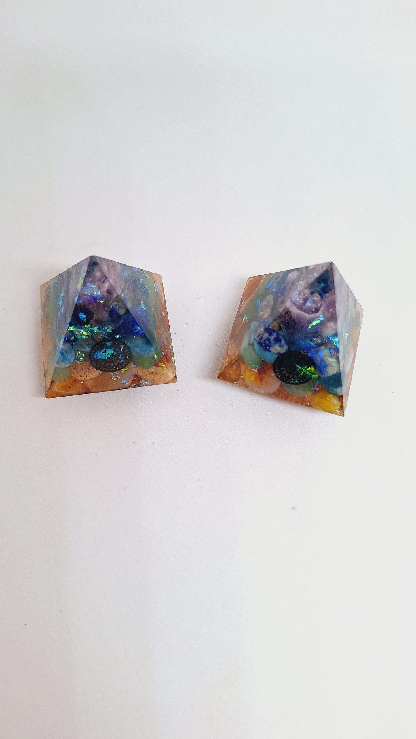 Orgonite de rééquilibrage global pyramide S/M
