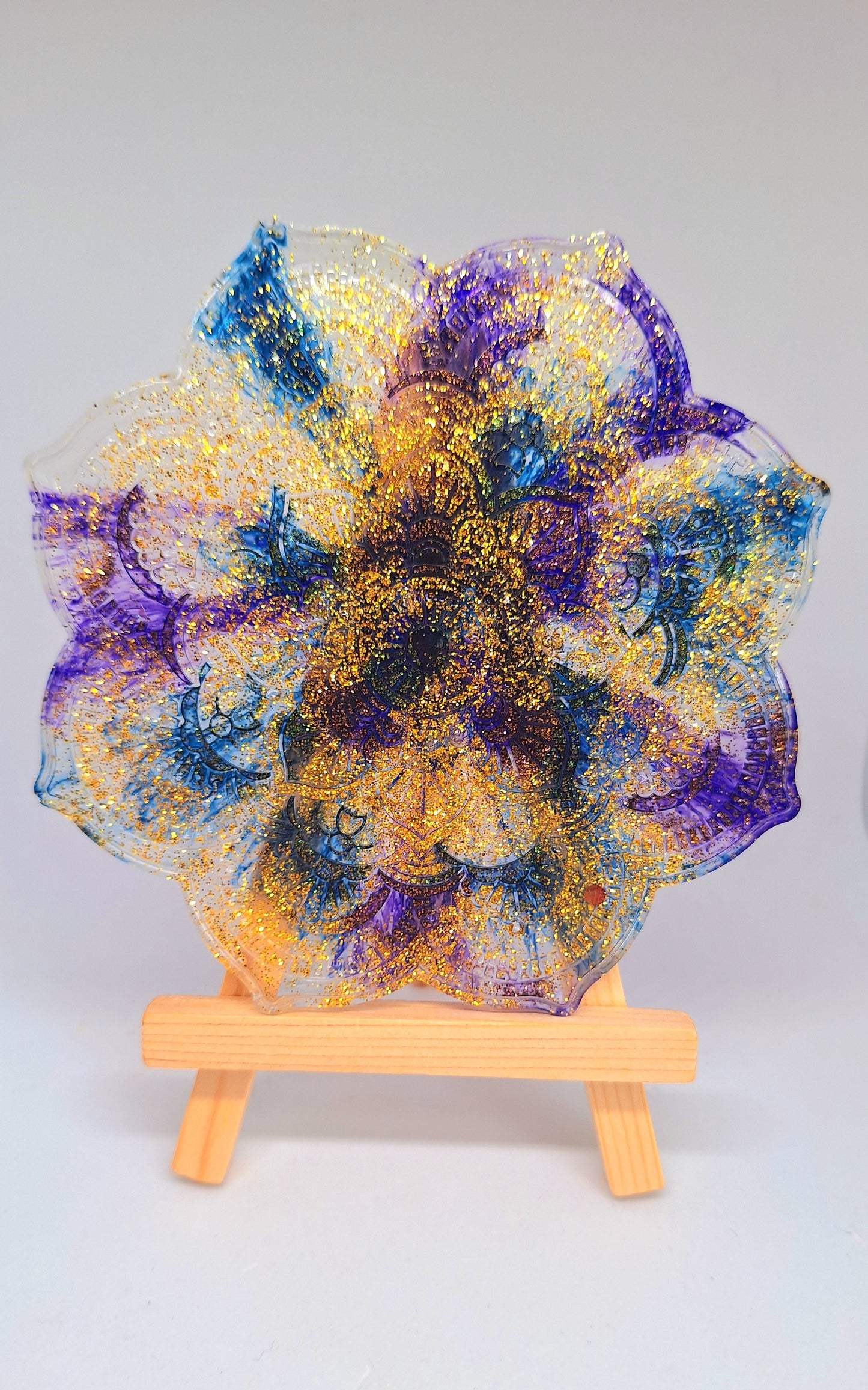 Mandala - violet, bleu et doré