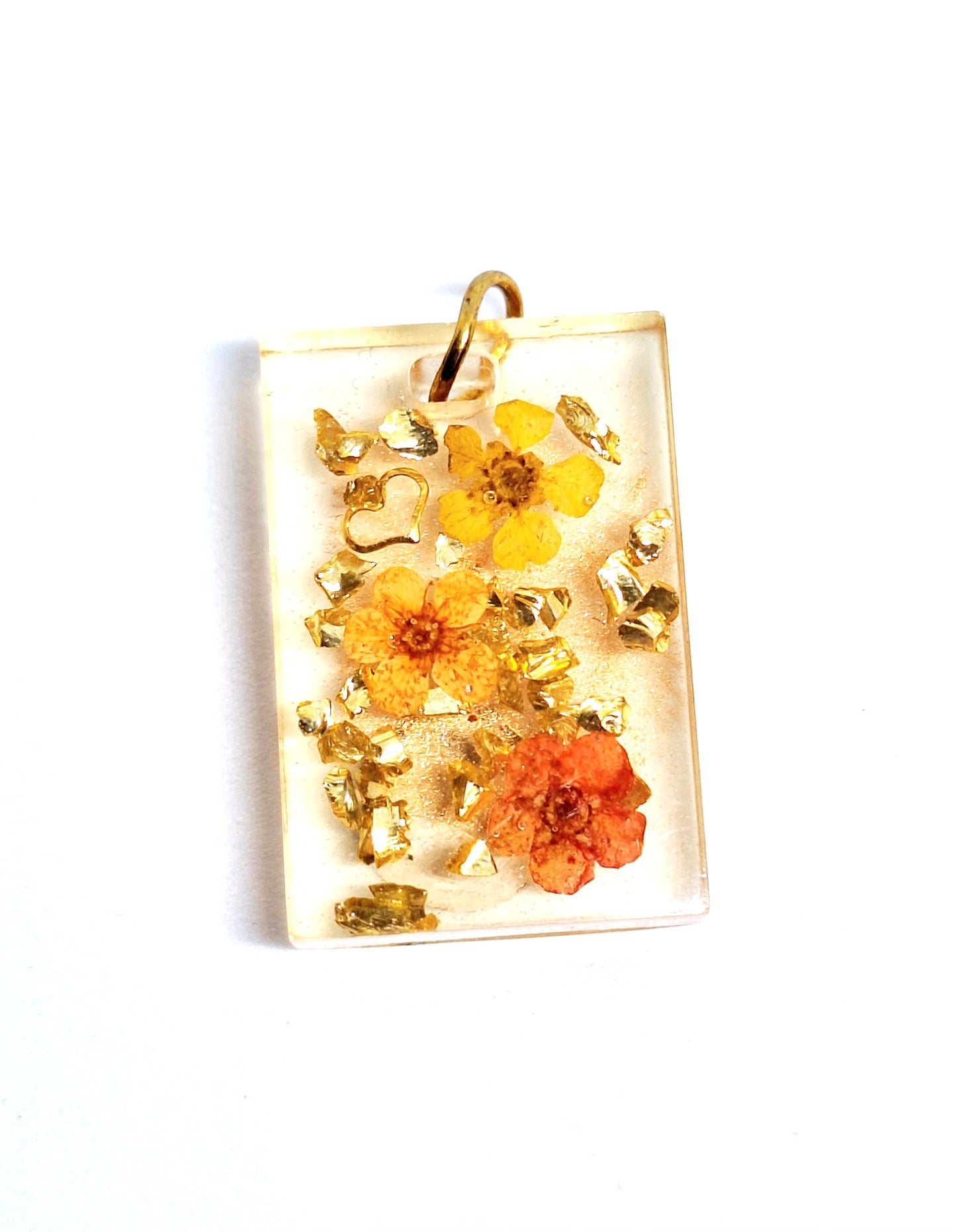 Collier fleurs résine