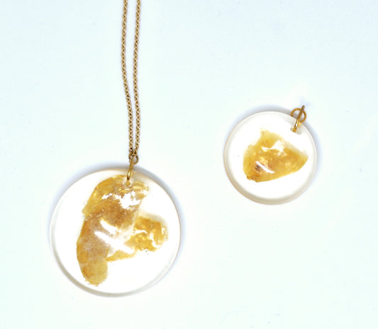 Collier nacre résine