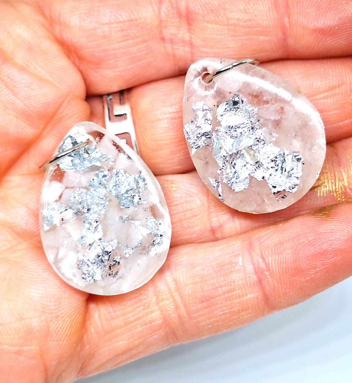 Collier orgonite goutte - quartz