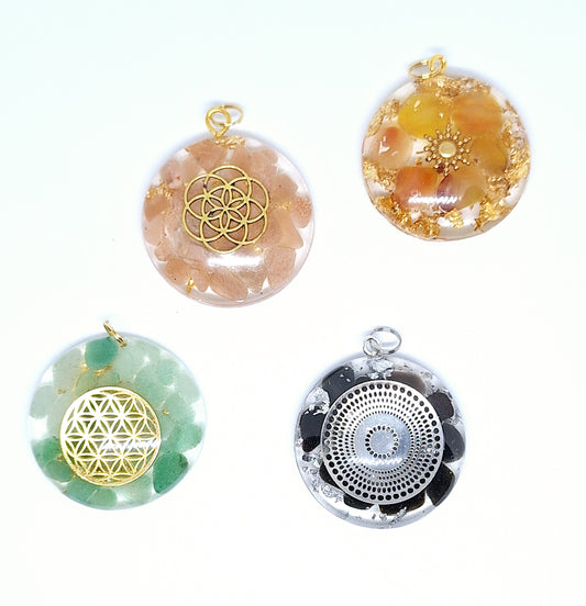 Collier orgonite demi-sphère XL