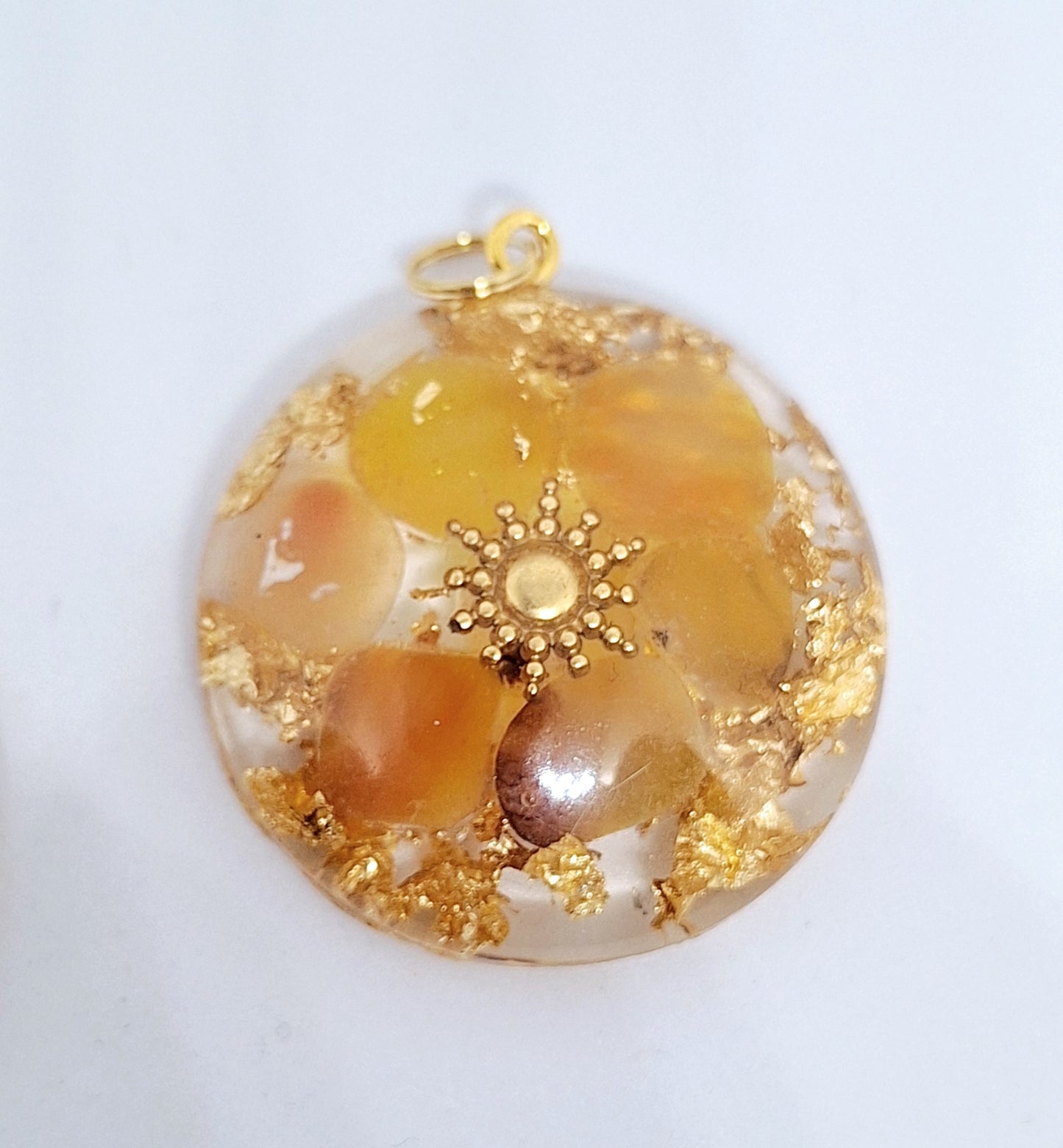 Collier orgonite demi-sphère XL