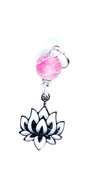 Collier fleur de lotus et pierre