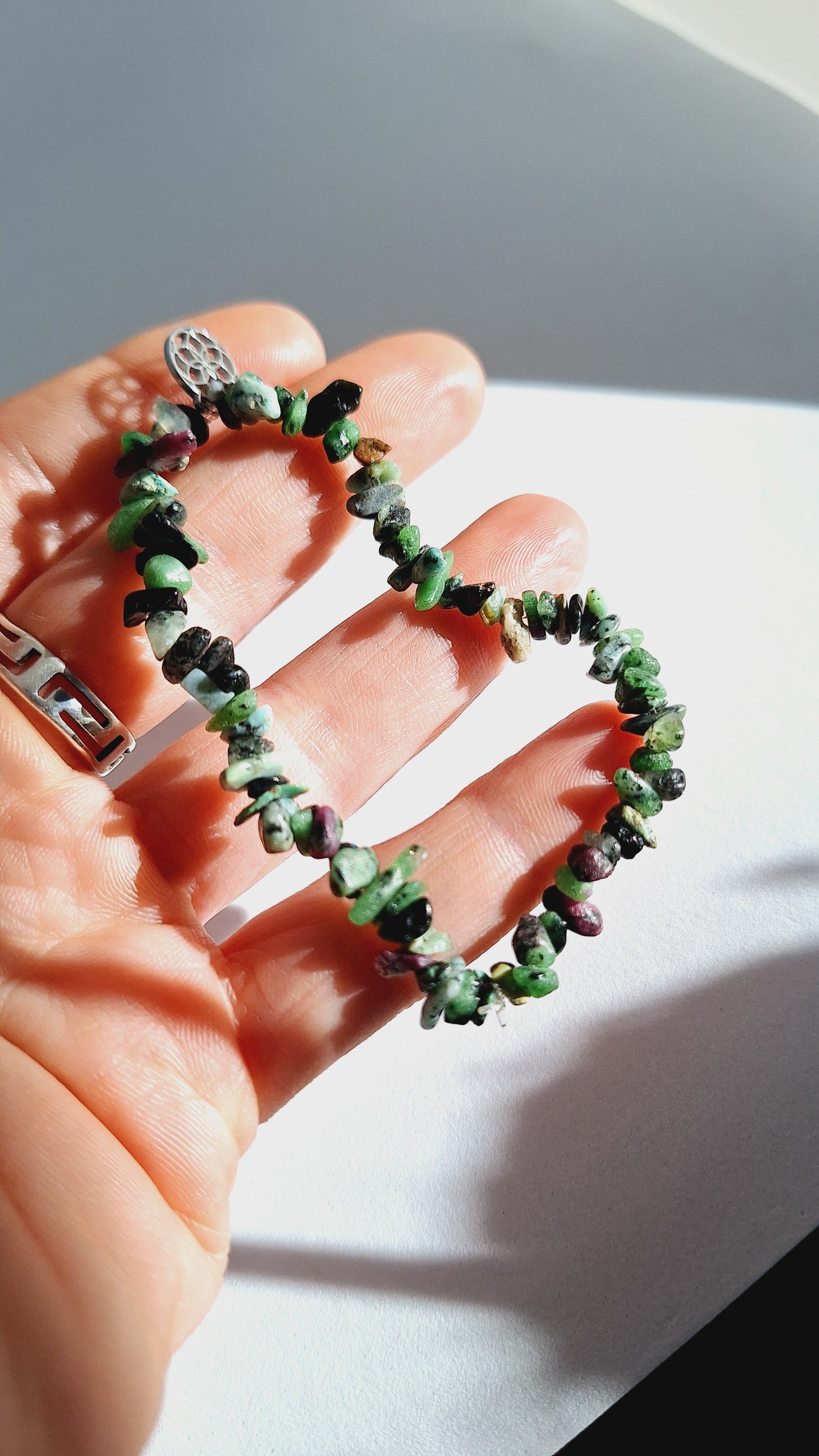 Bracelet zoïsite - fleur de vie