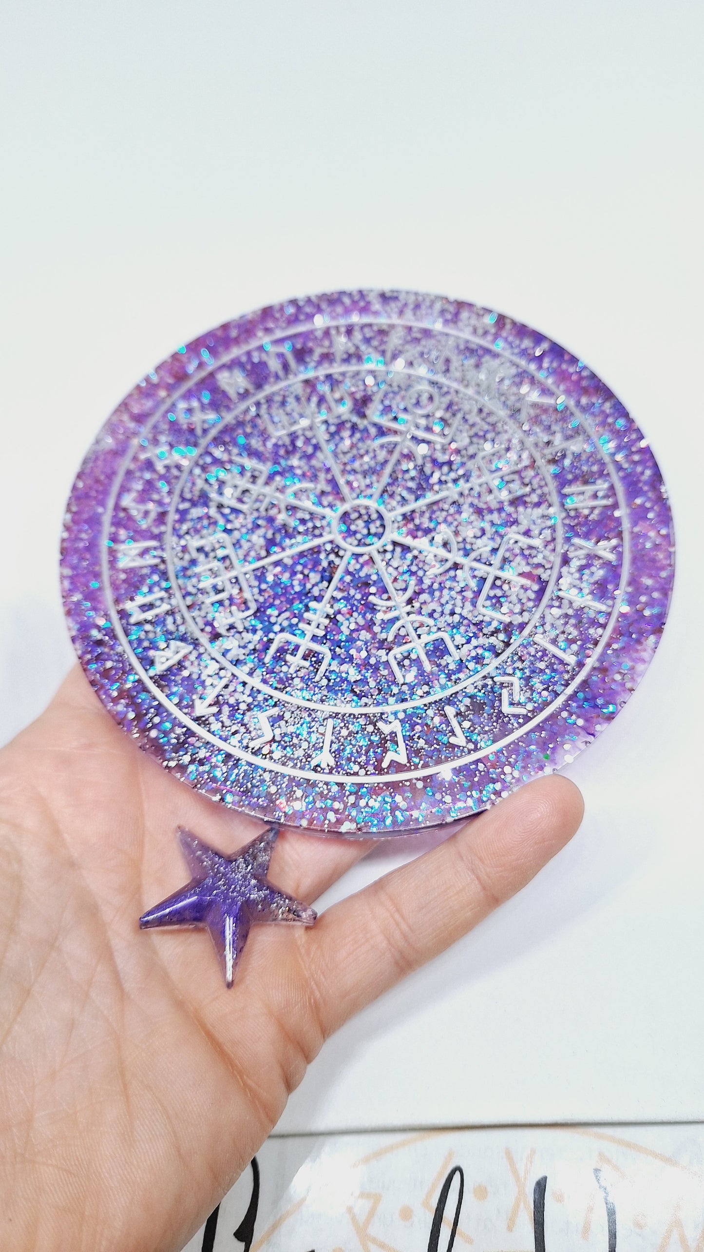 Oracle Vegvisir et message de ses runes - violet, petit format