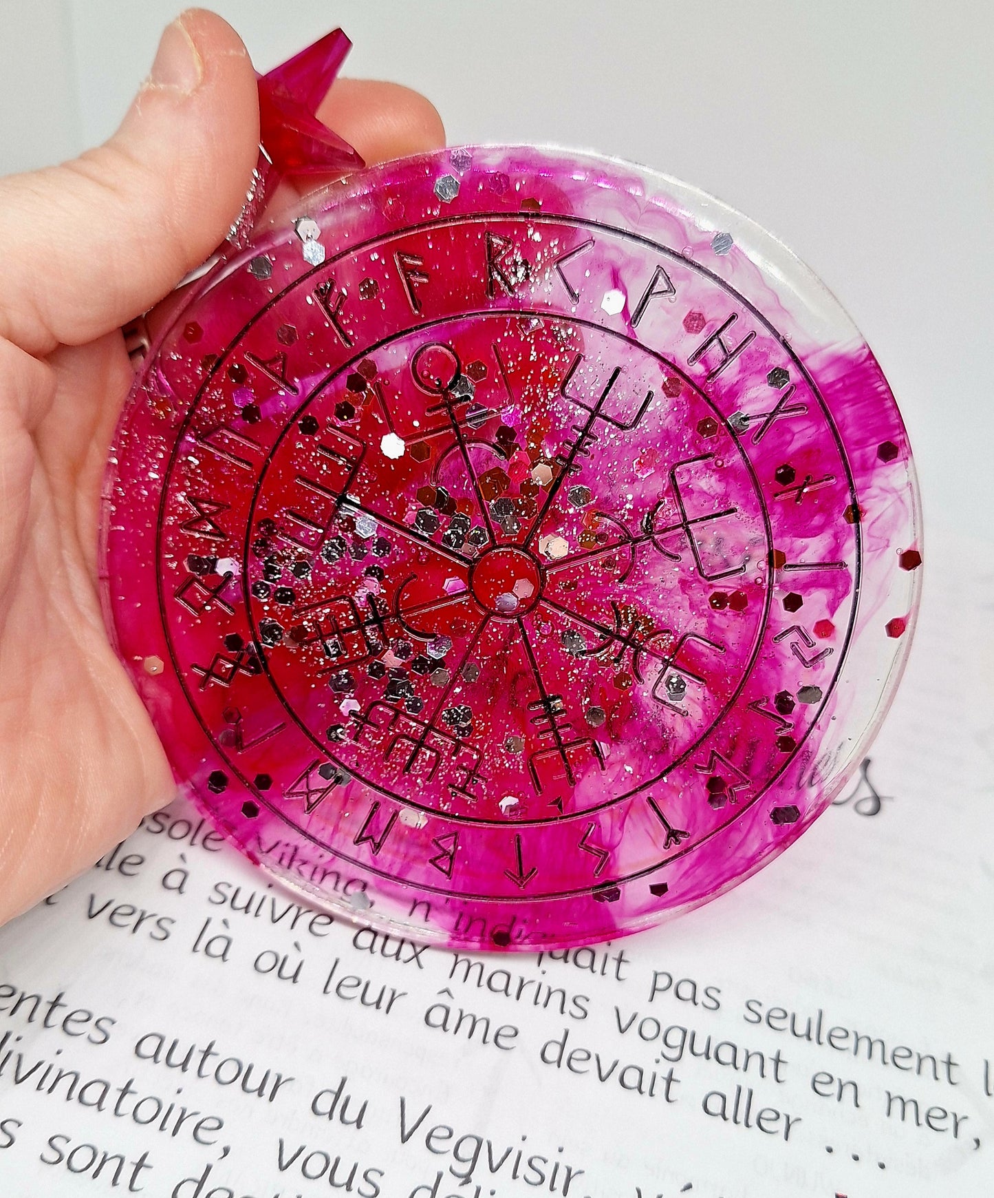 Oracle Vegvisir et message de ses runes - rose, petit format