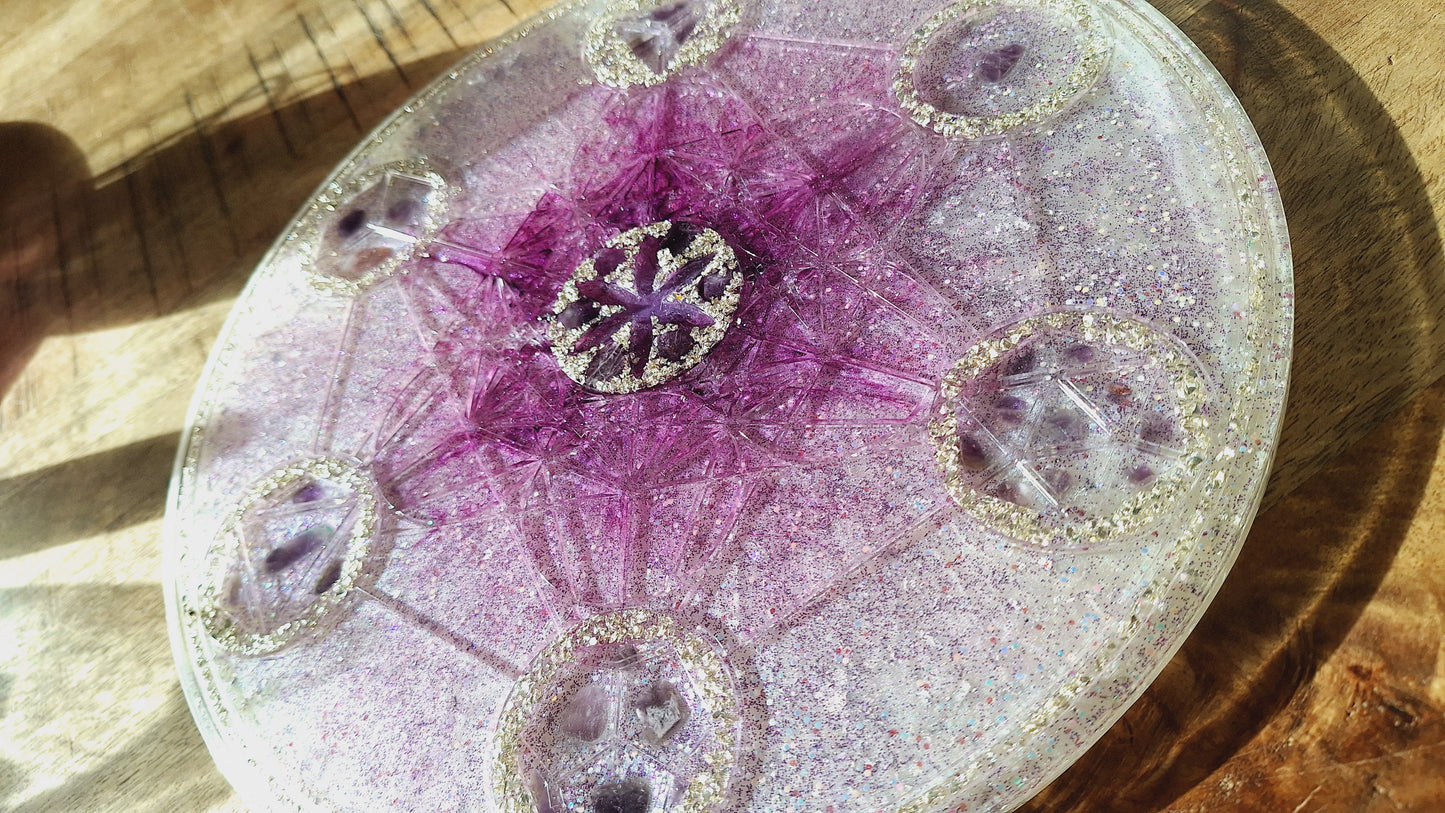 Plateau orgonite Métatron - améthyste et aluminium
