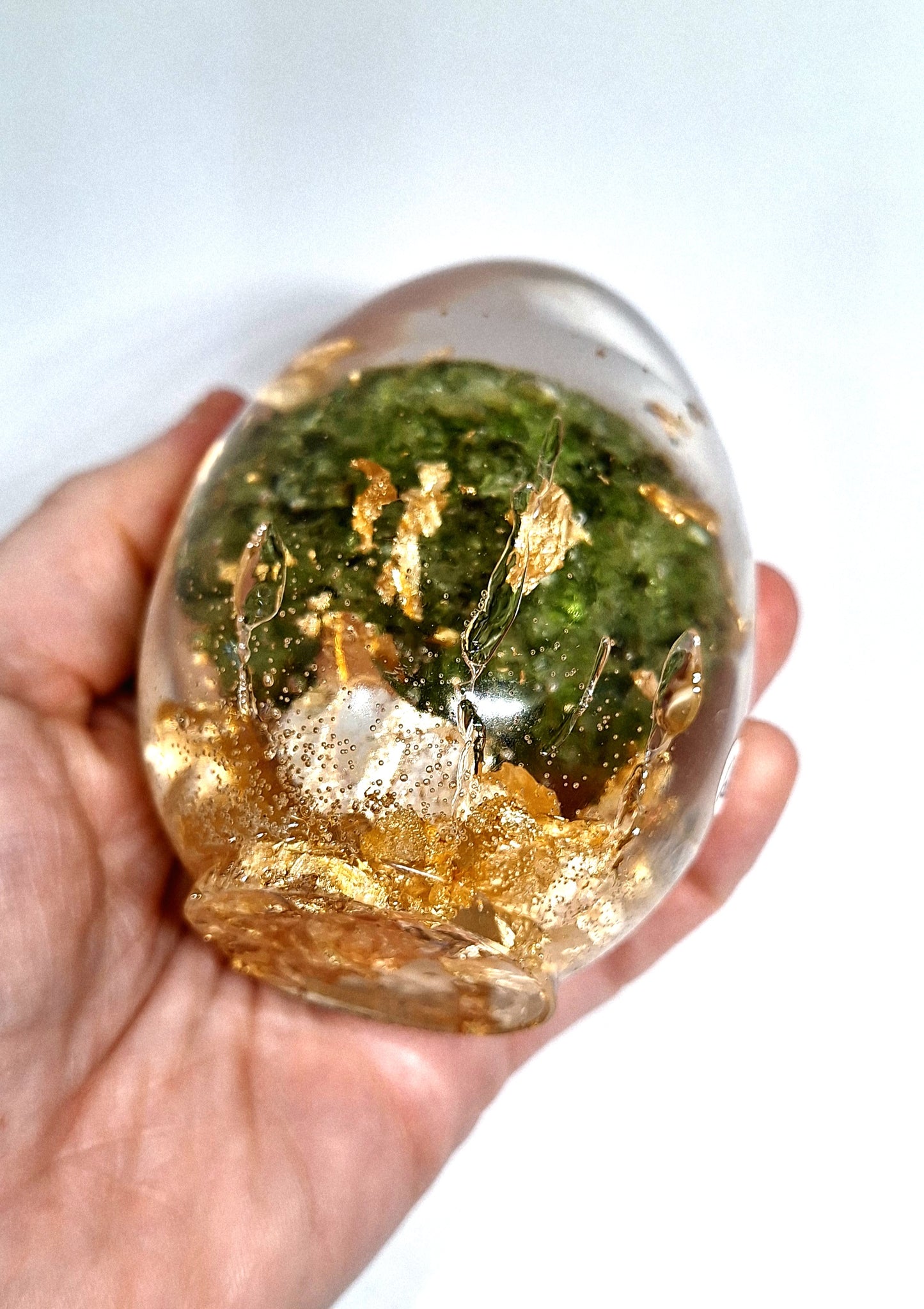 Orgonite Œuf XL - Olivine, arbre de vie, or