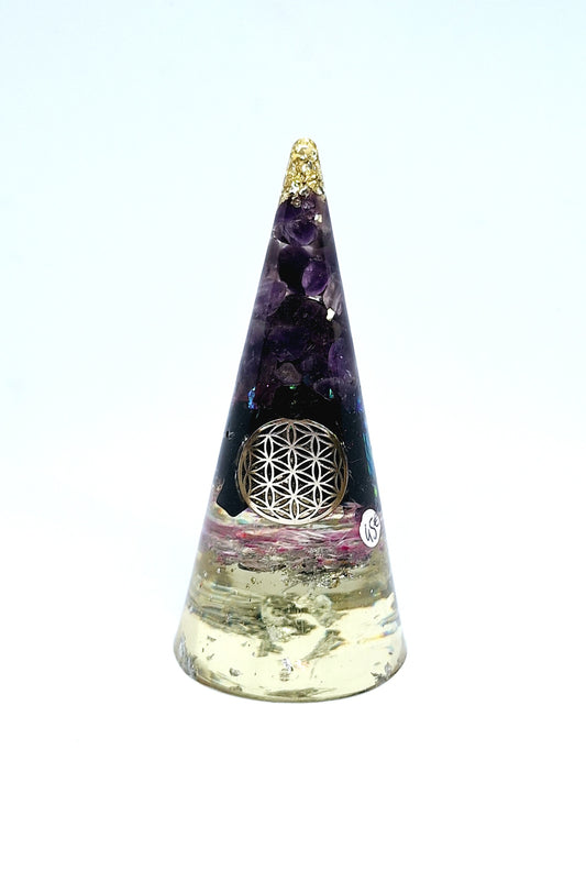 Orgonite cône XL - Améthyste, Obsidienne, fleur de vie et aluminium