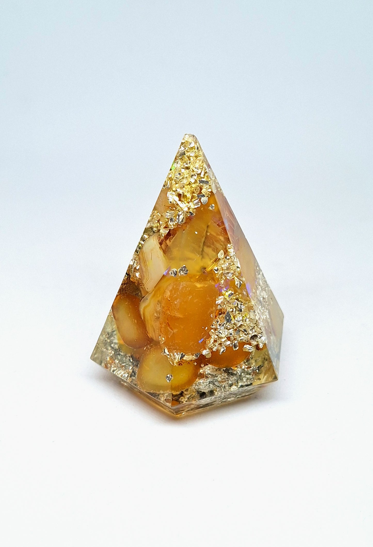 Orgonite - Pyramide pentagonale L, fleur de vie, agate jaune, aluminium