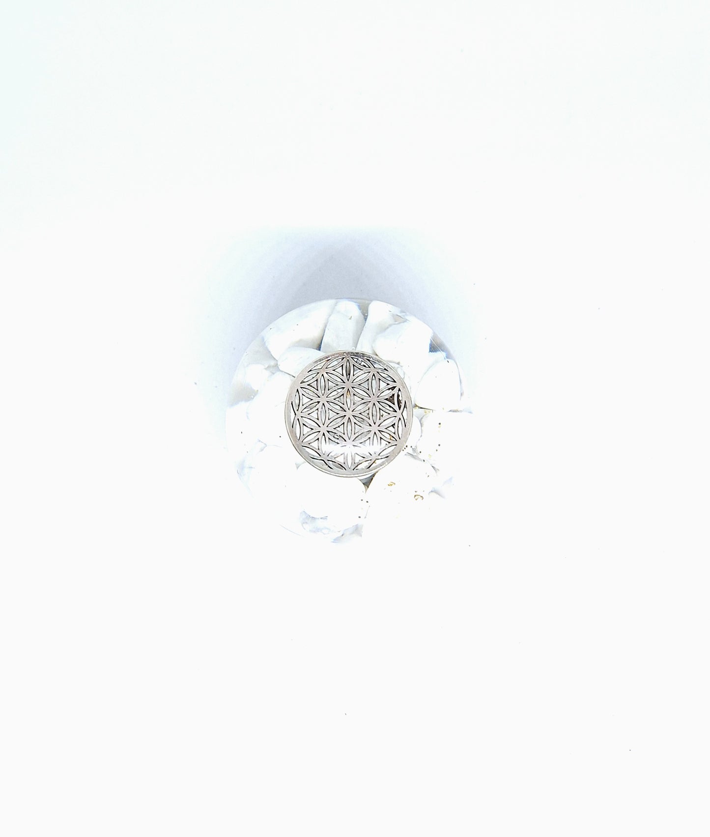 Orgonite Sphère M - Howlite, fleur de vie, aluminium