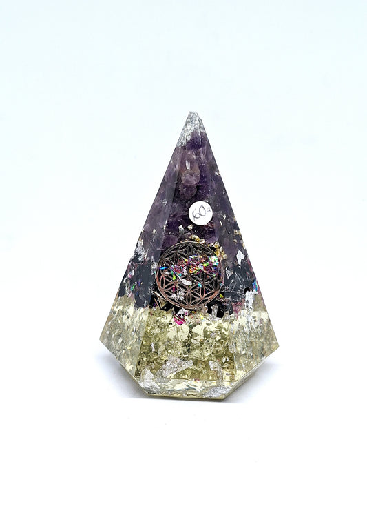 Orgonite - Pyramide pentagonale XL, fleur de vie, améthyste et obsidienne, aluminium