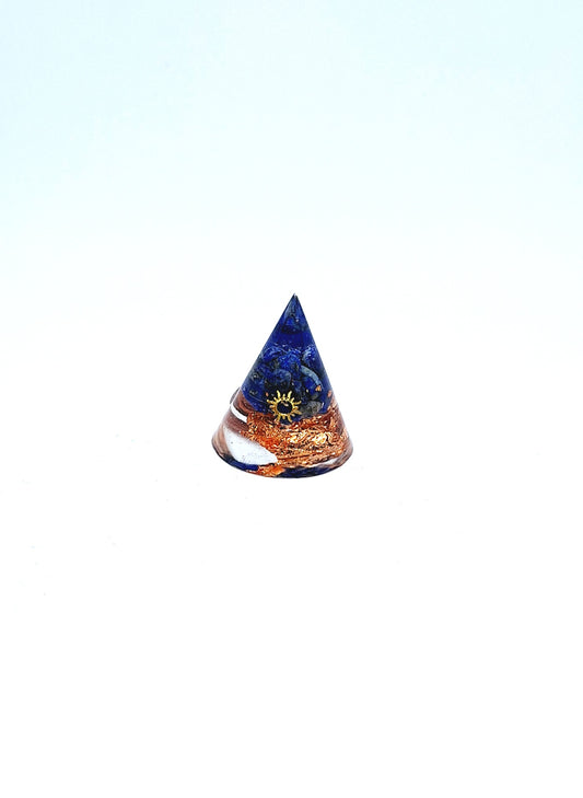 Orgonite cône S - Lapis-lazuli, soleil, cuivre