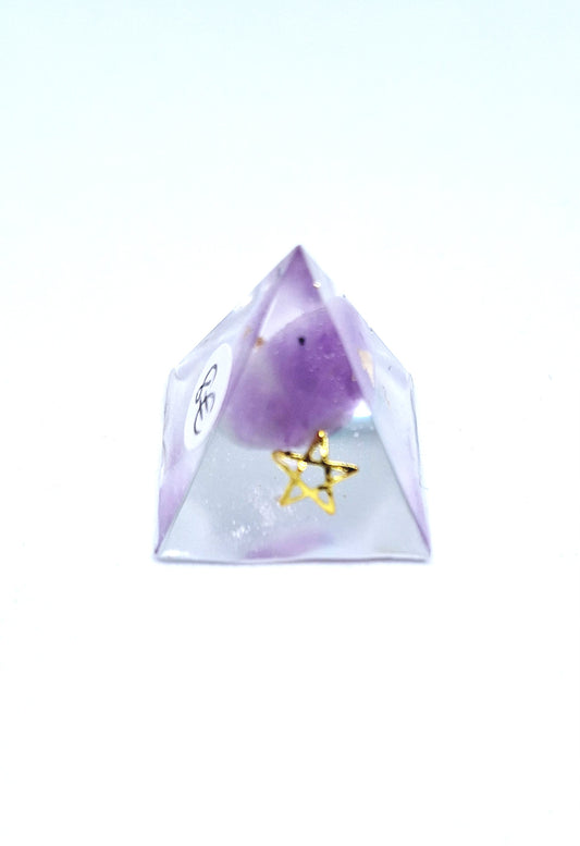 Orgonite pyramide XXS - Améthyste, laiton 💜