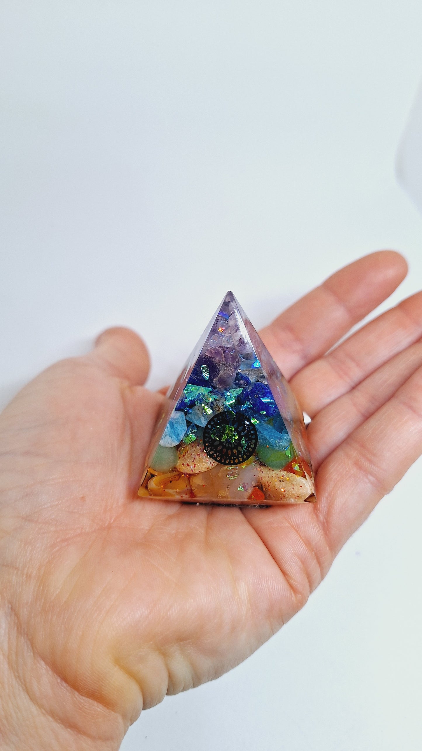 Orgonite de rééquilibrage global pyramide S/M