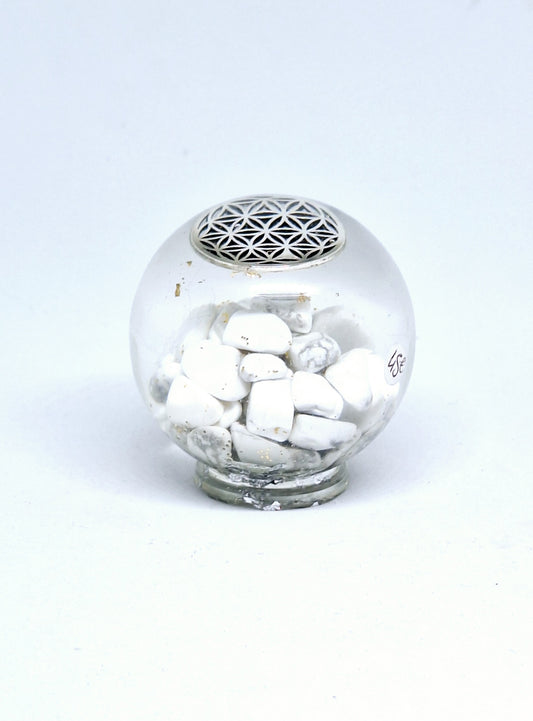 Orgonite Sphère M - Howlite, fleur de vie, aluminium