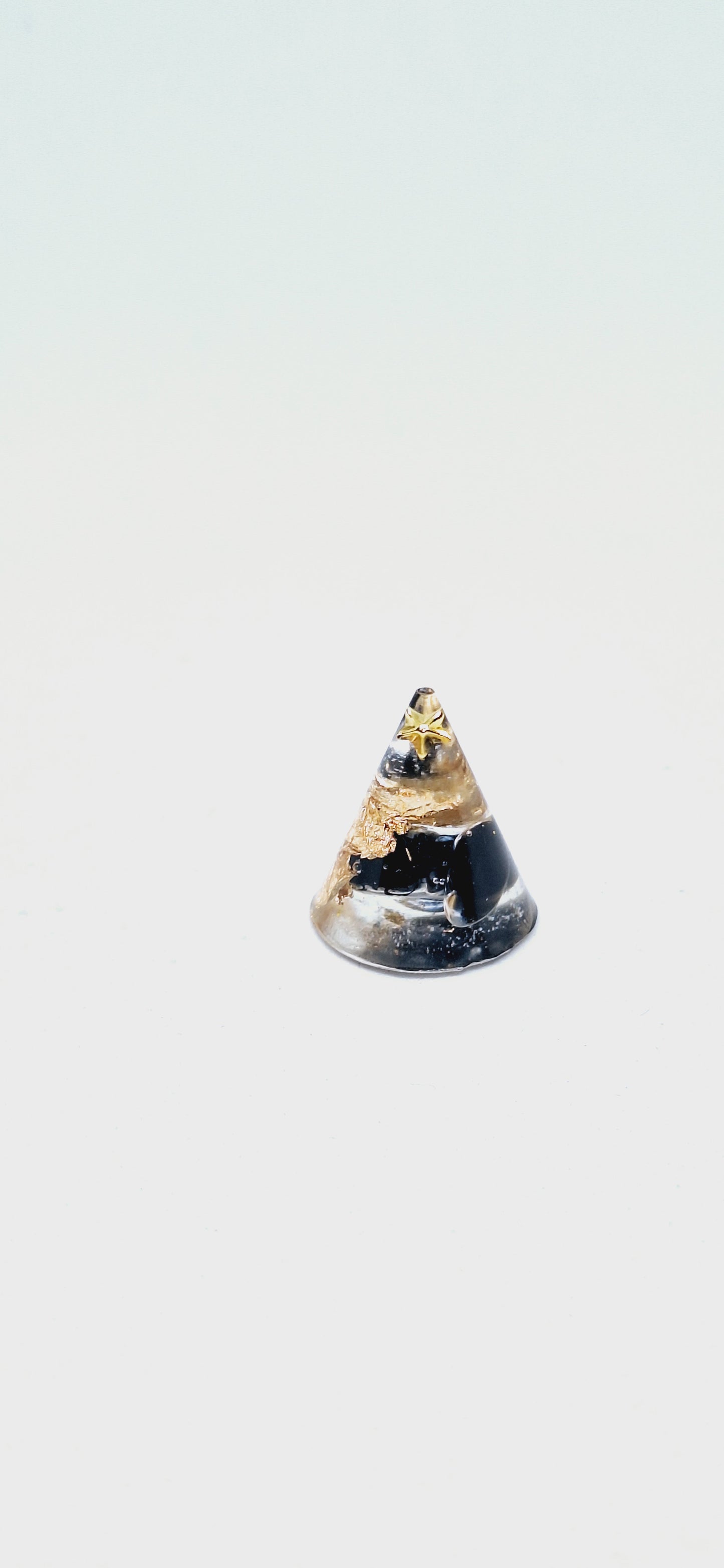Orgonite cône XS - Obsidienne, lune ou étoile, or