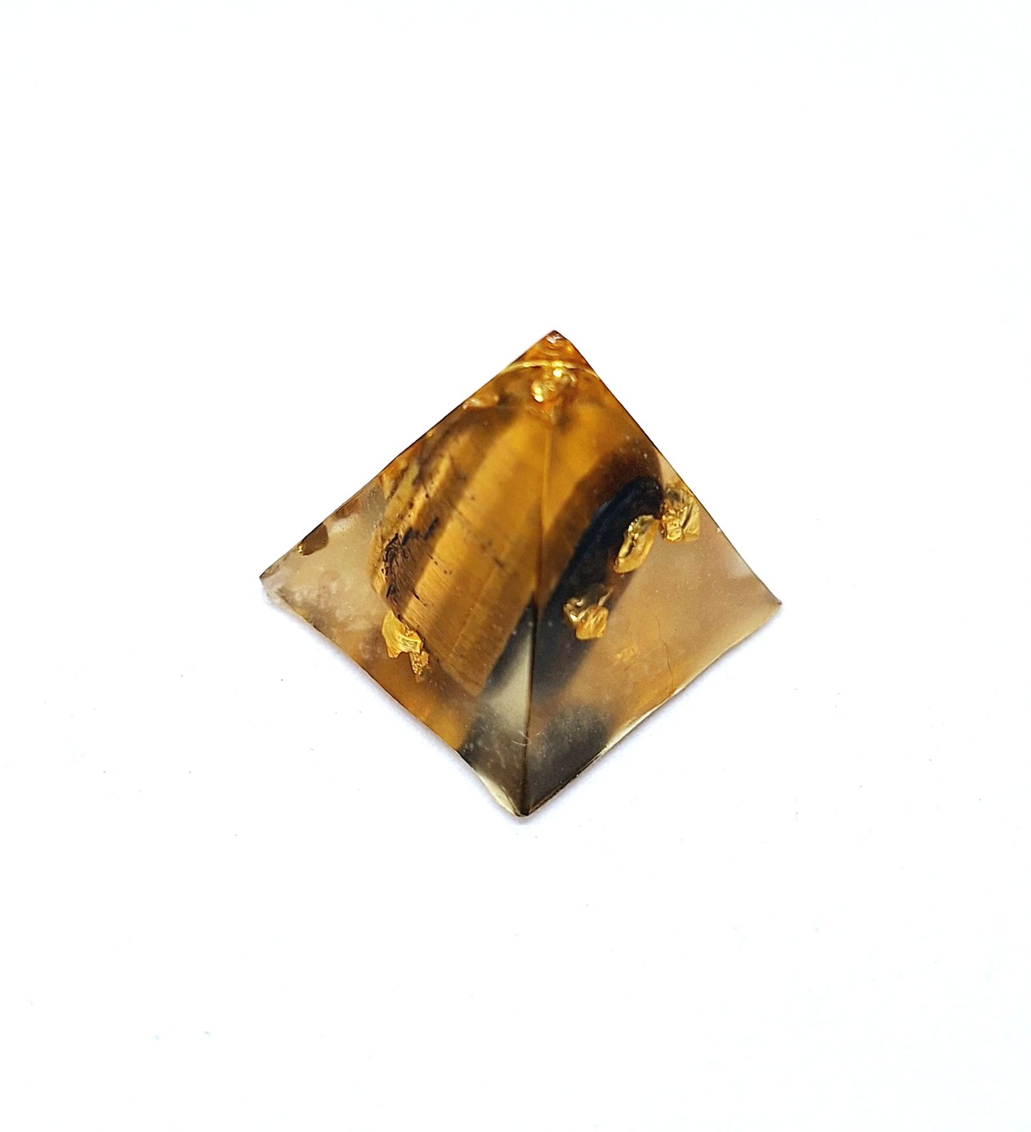 Orgonite pyramide XXS - Œil de tigre, laiton 🤎